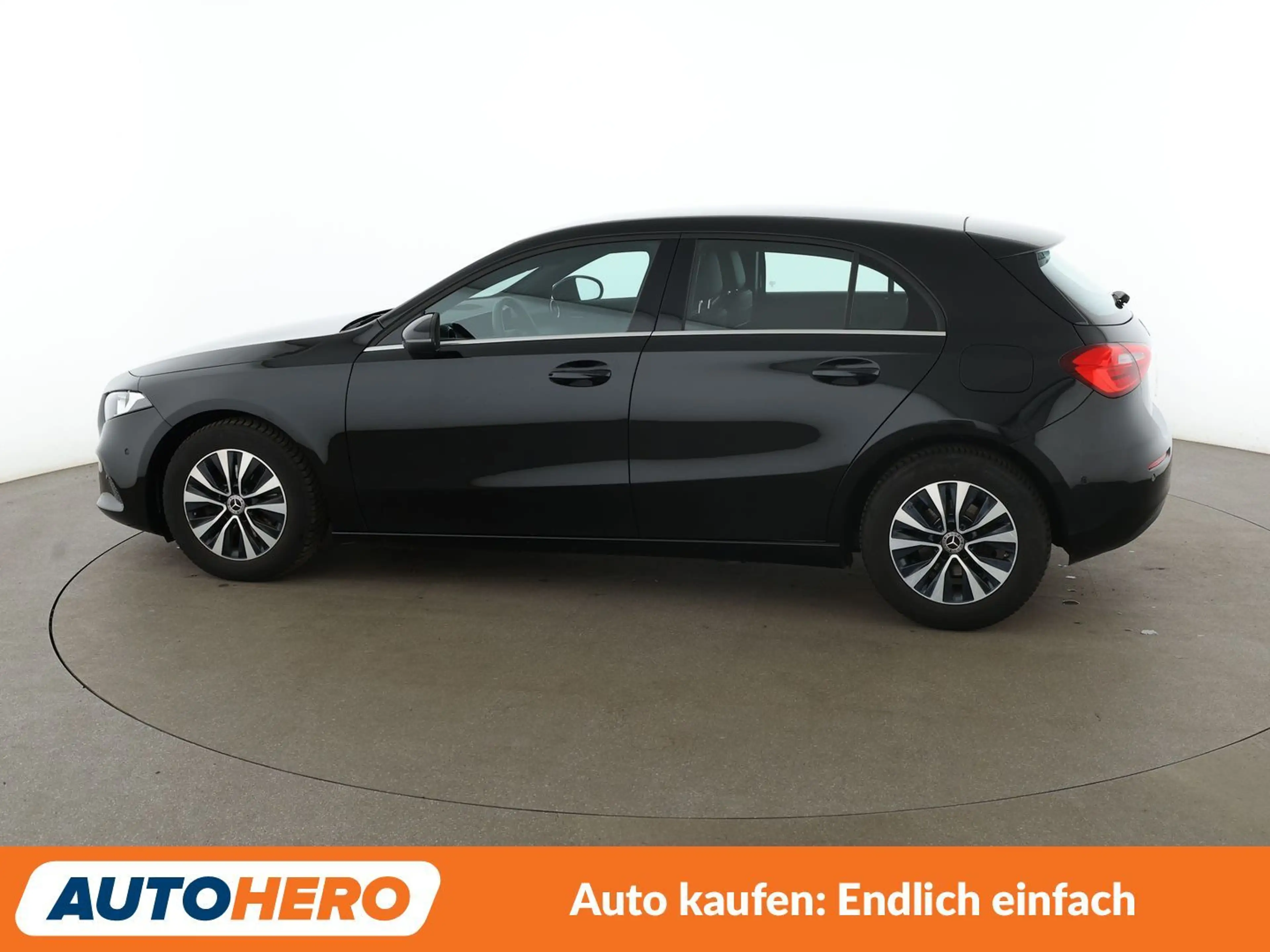 Mercedes-Benz A 180 A 180 d *NAVI*TEMPO*PDC*SHZ*KLIMA* — photo 3