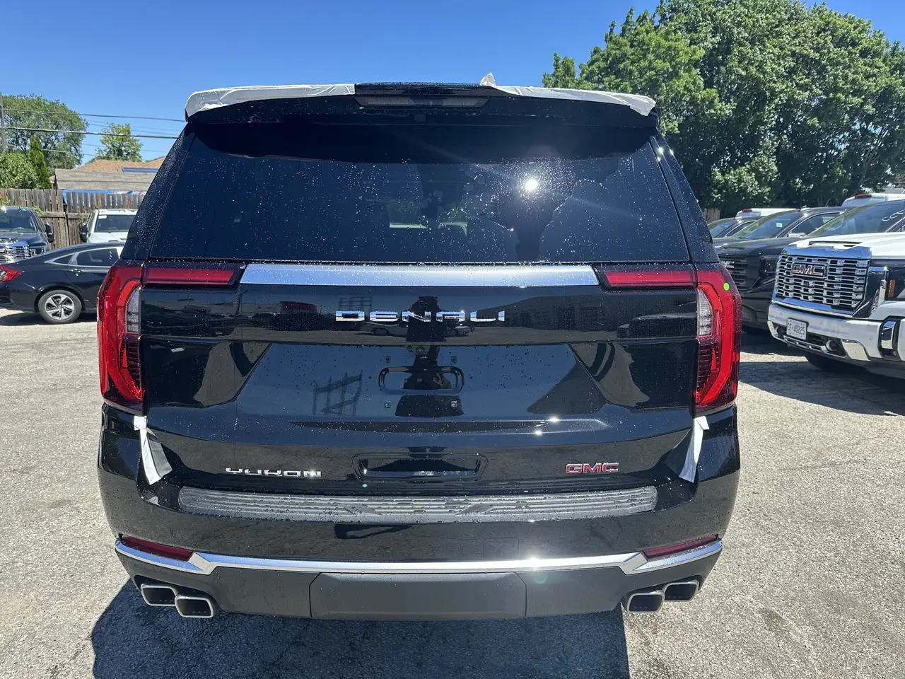 GMC Yukon photo GMC Yukon
