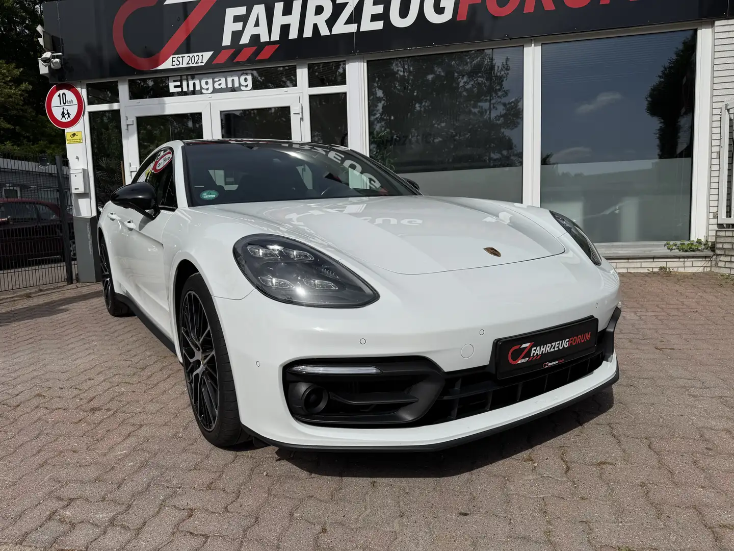 Porsche Panamera 4 S E-Hybrid Pano*Bose*Keyless*ACC*360° Weiß - 2