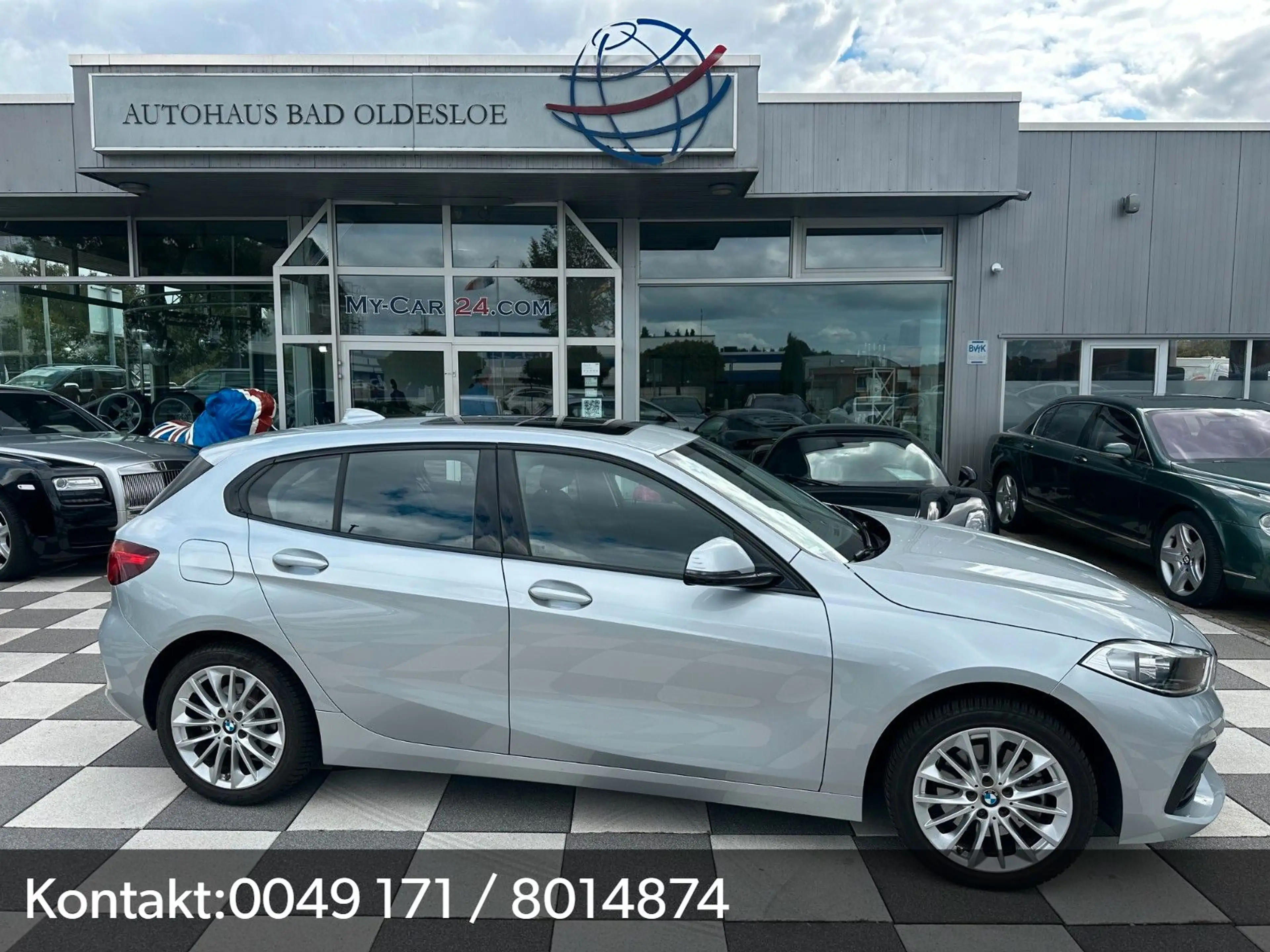 BMW 118 i Advantage,Navi,Ganzjahresr,1.Hand,Scheckh