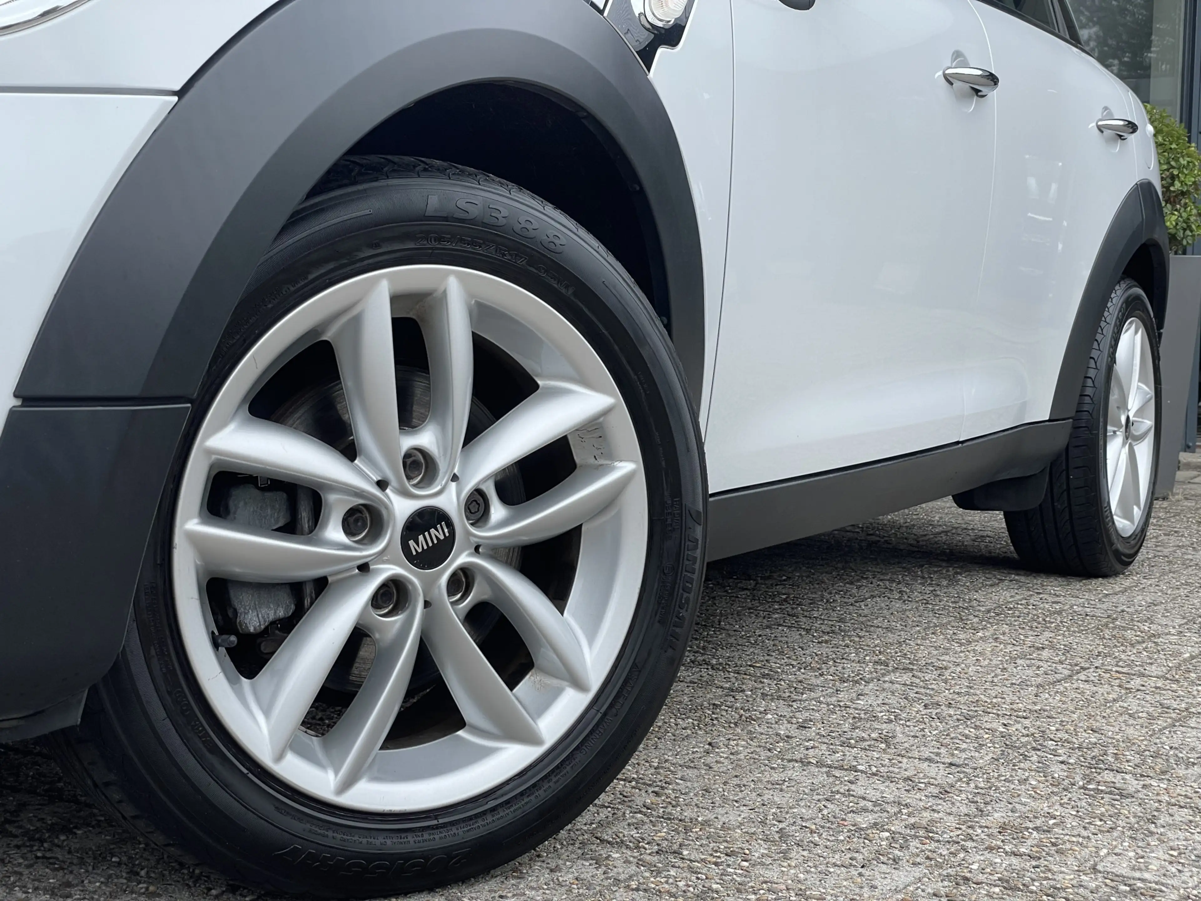 MINI Cooper D Countryman 2.0 Aut. | Leder | 17 inch | Nieuwe APK — photo 11