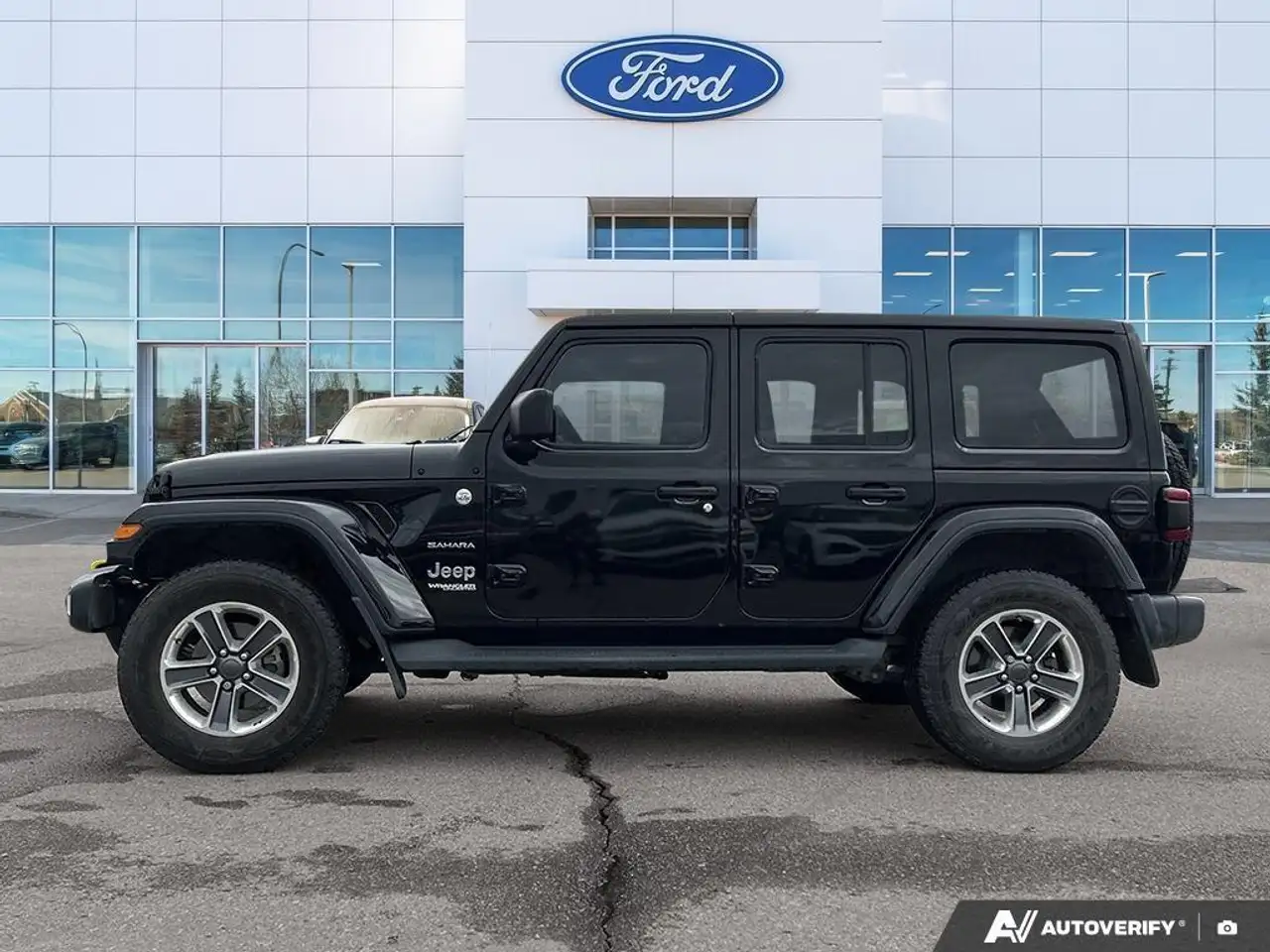 Jeep Wrangler photo Jeep Wrangler