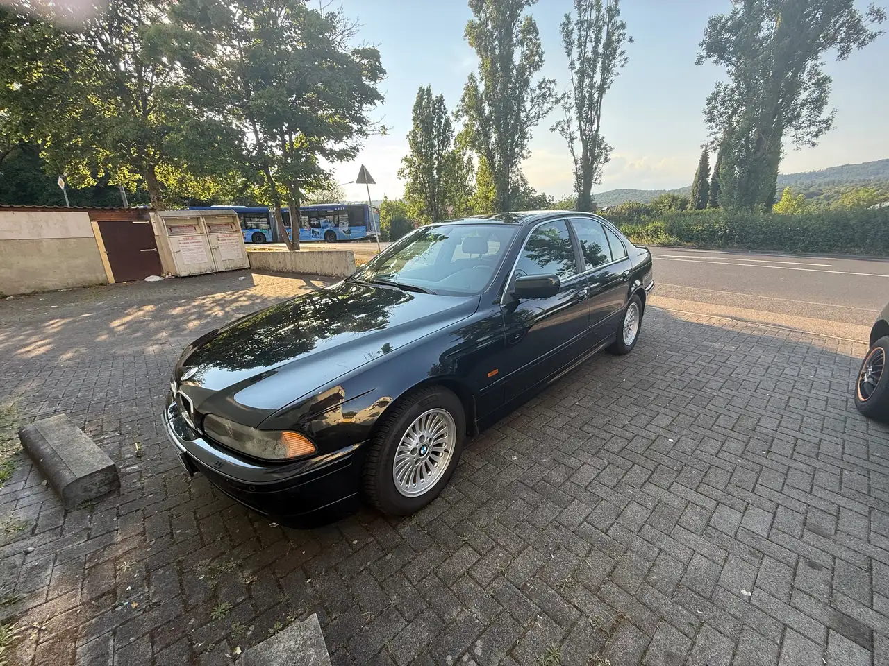 BMW 520