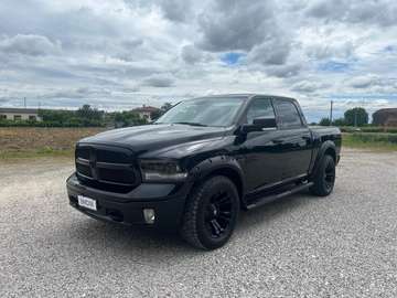 Ram 1500 5.7 V8 CrewCab Classic Gpl 395cv at8 -Ufficiale NO incidenti