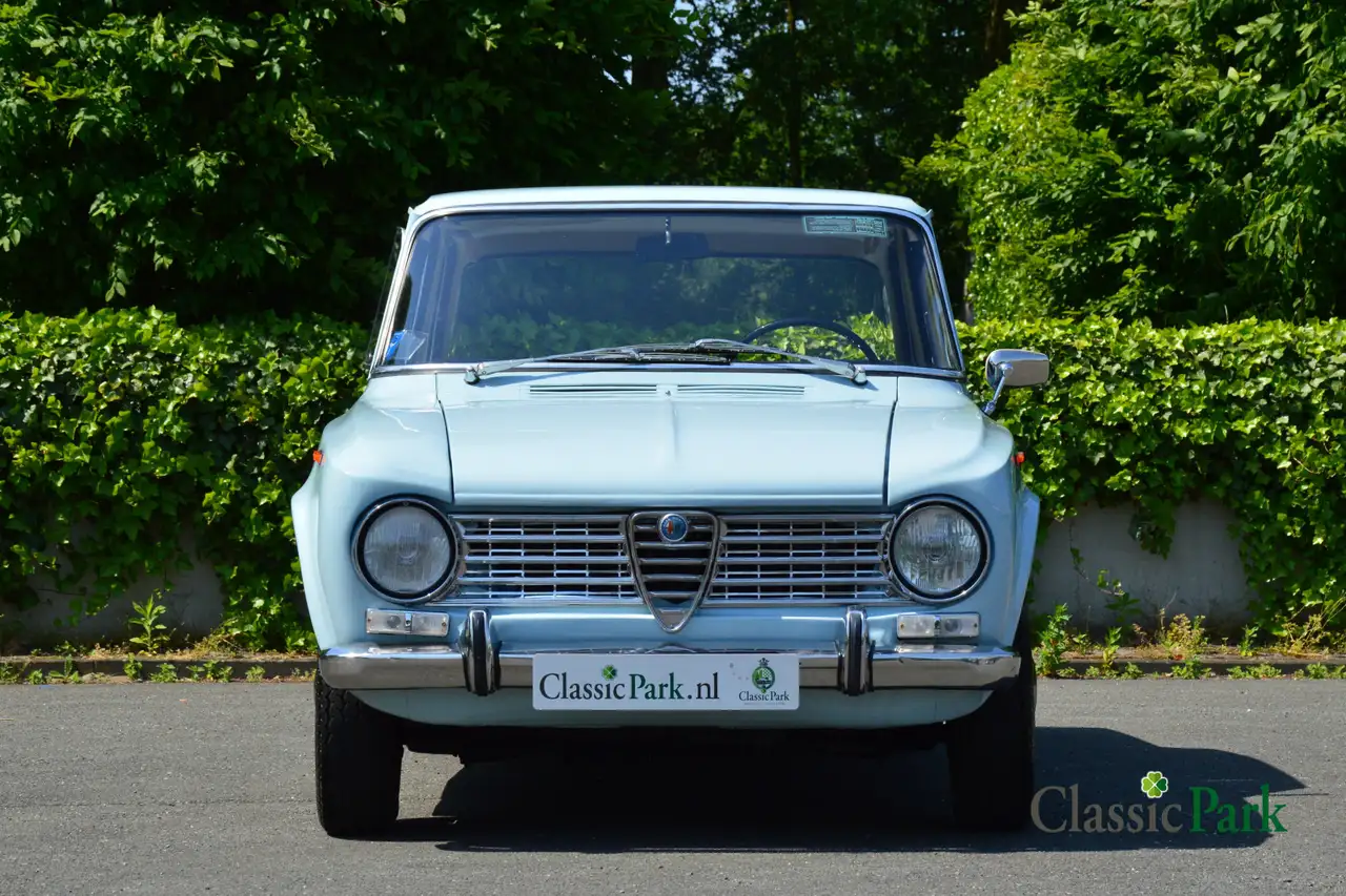 Alfa Romeo Giulia 1300, foto 8
