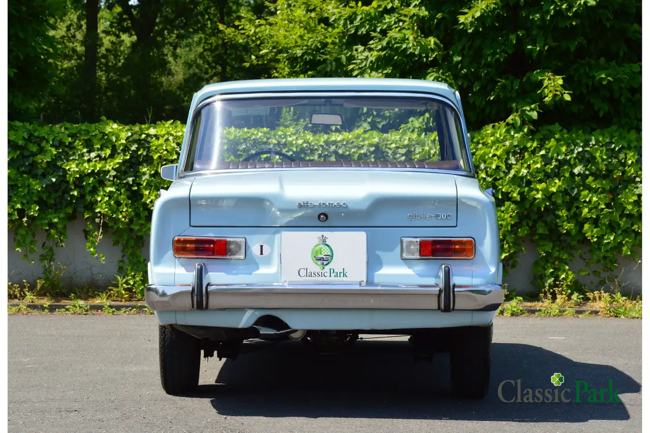 Alfa Romeo Giulia 1300, foto 4