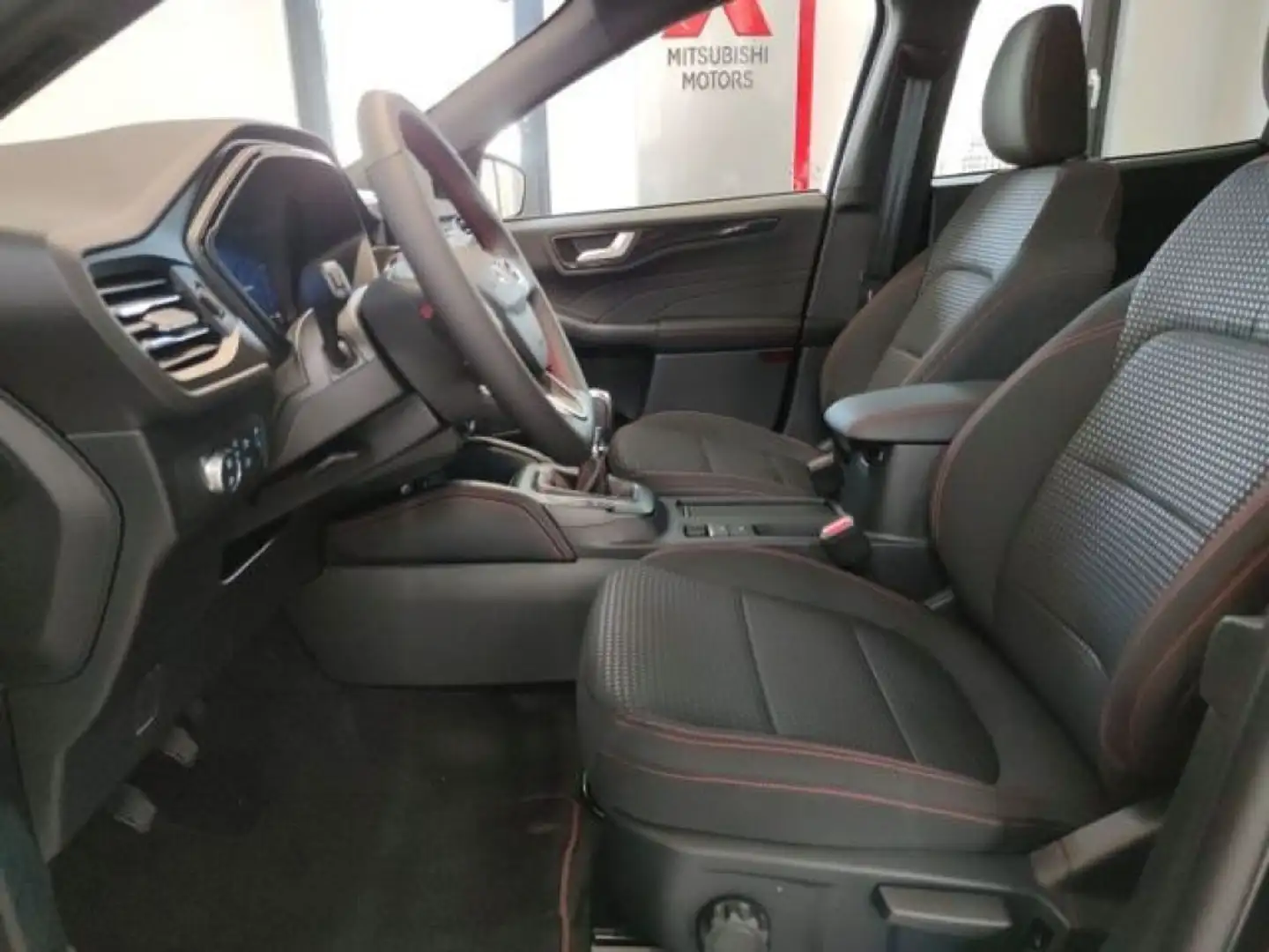 Ford Kuga 1.5 EcoBoost 150 CV 2WD ST-Line Nero - 2