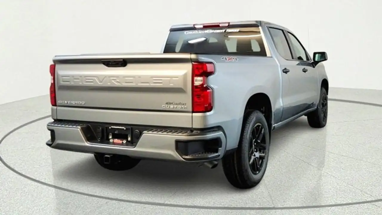 Chevrolet Silverado 1500 снимка Chevrolet Silverado 1500