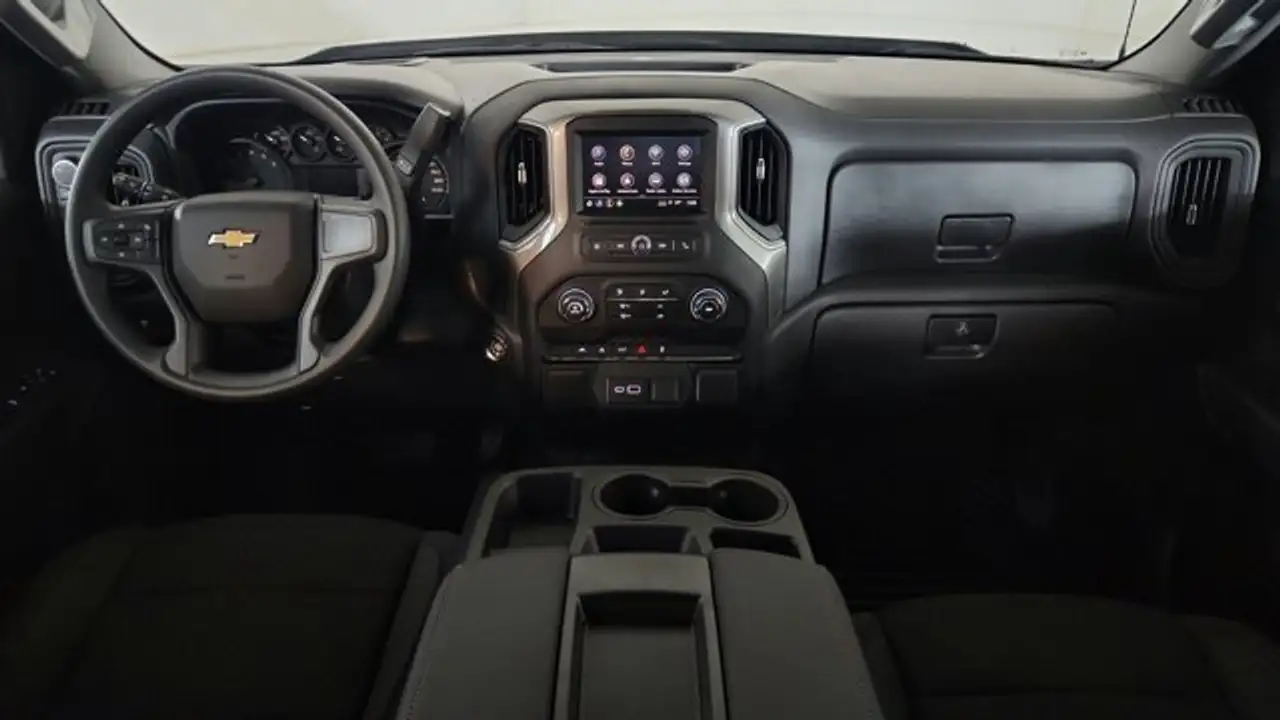 Chevrolet Silverado 1500 снимка Chevrolet Silverado 1500