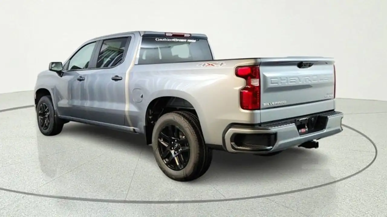 Chevrolet Silverado 1500 снимка Chevrolet Silverado 1500