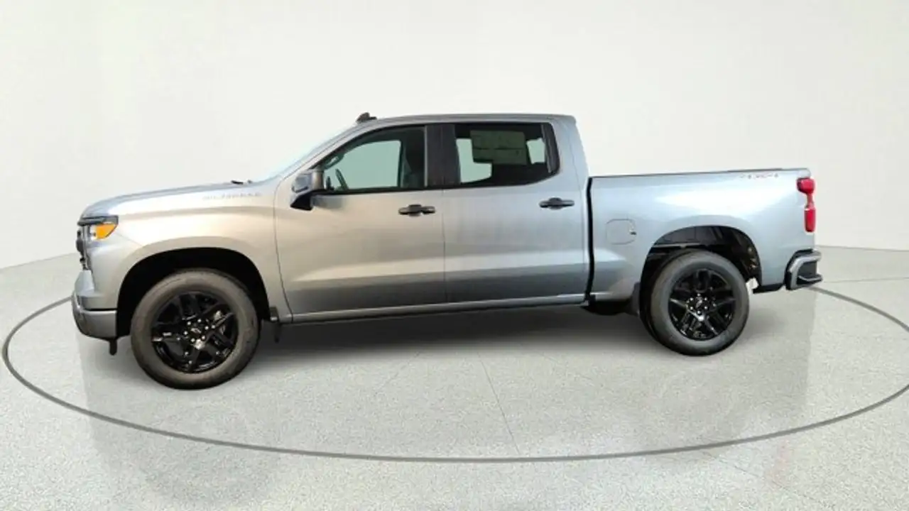 Chevrolet Silverado 1500 снимка Chevrolet Silverado 1500