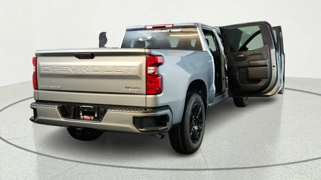 Chevrolet Silverado 1500 снимка Chevrolet Silverado 1500