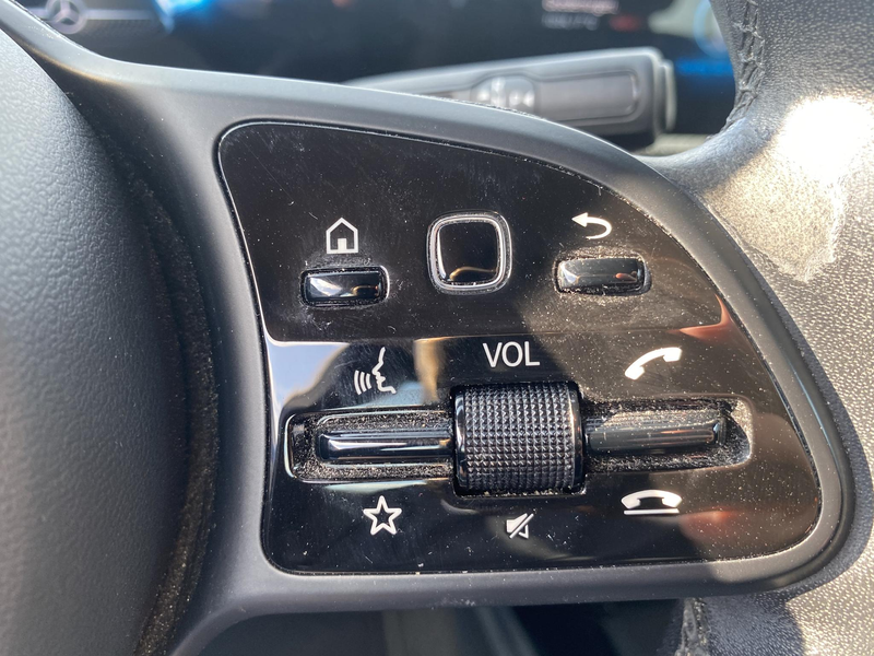 Mercedes-Benz A 180 Business Solution — photo 11