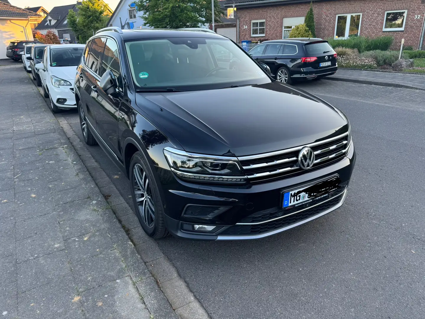 Volkswagen Tiguan Allspace Highline 4Motion Noir - 2