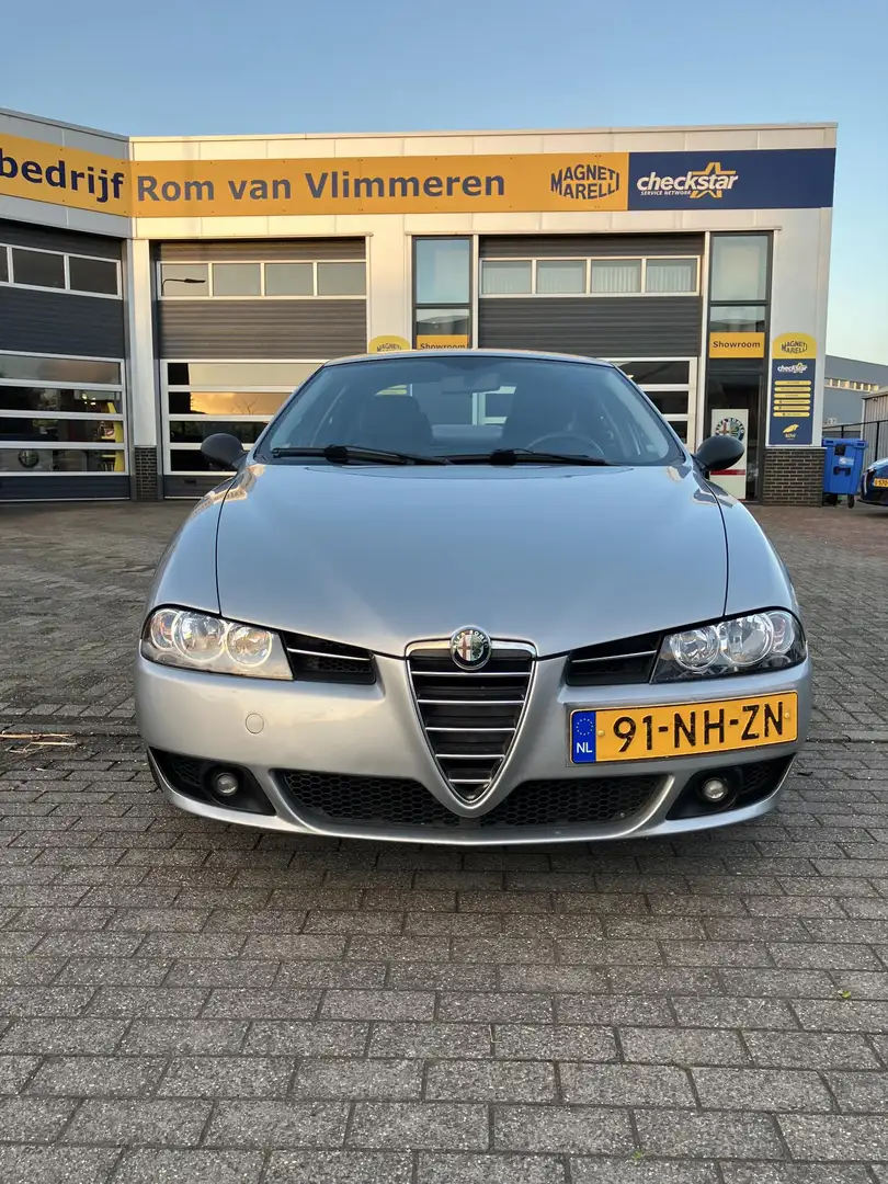 Alfa Romeo 156 1.6 T.Spark Impression Gris - 2