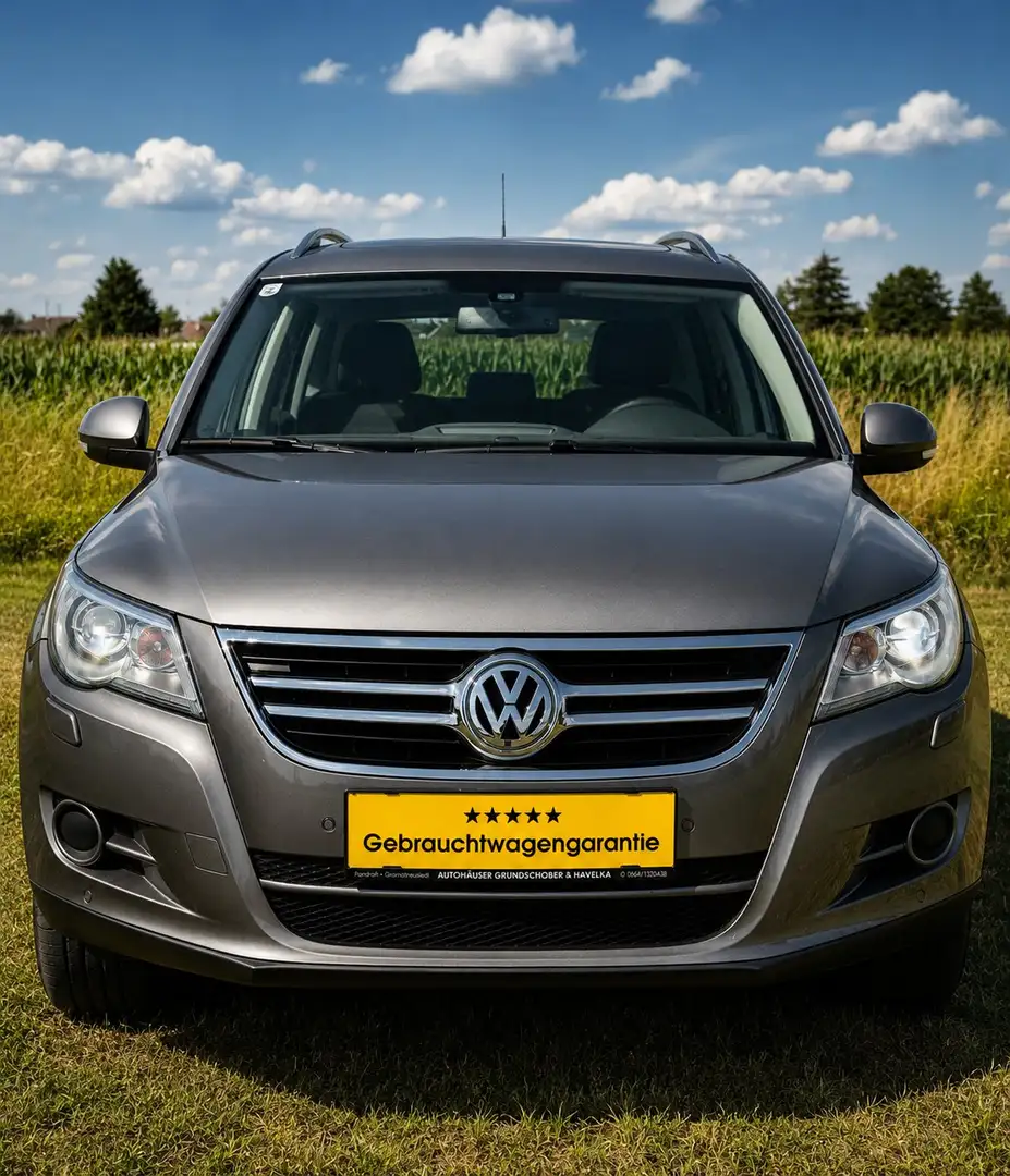 Volkswagen Tiguan Sport ALLRAD Automatik Grau - 1