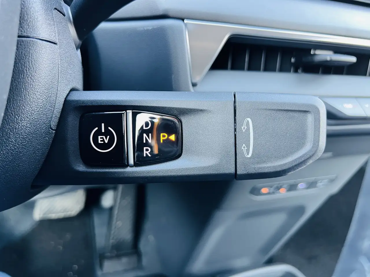 Kia EV9 снимка Kia EV9