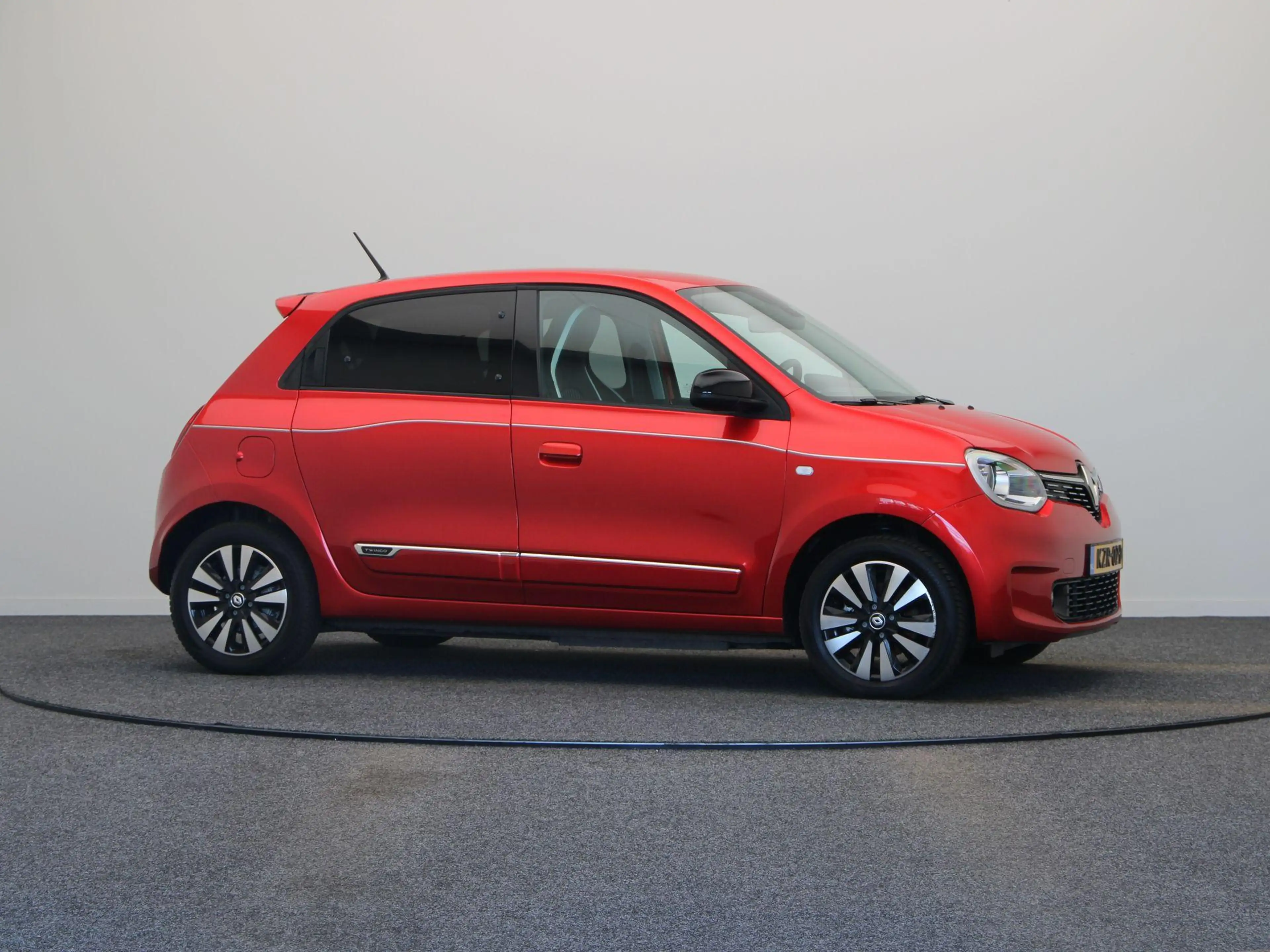 Renault Twingo Z.E. R80 Techno | 89% SOH | Stoelverwarming | Navi — photo 11