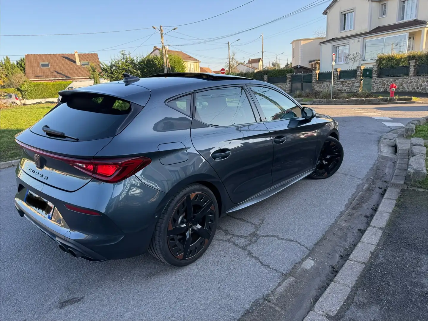 CUPRA Leon cupra vz 300ch - 1