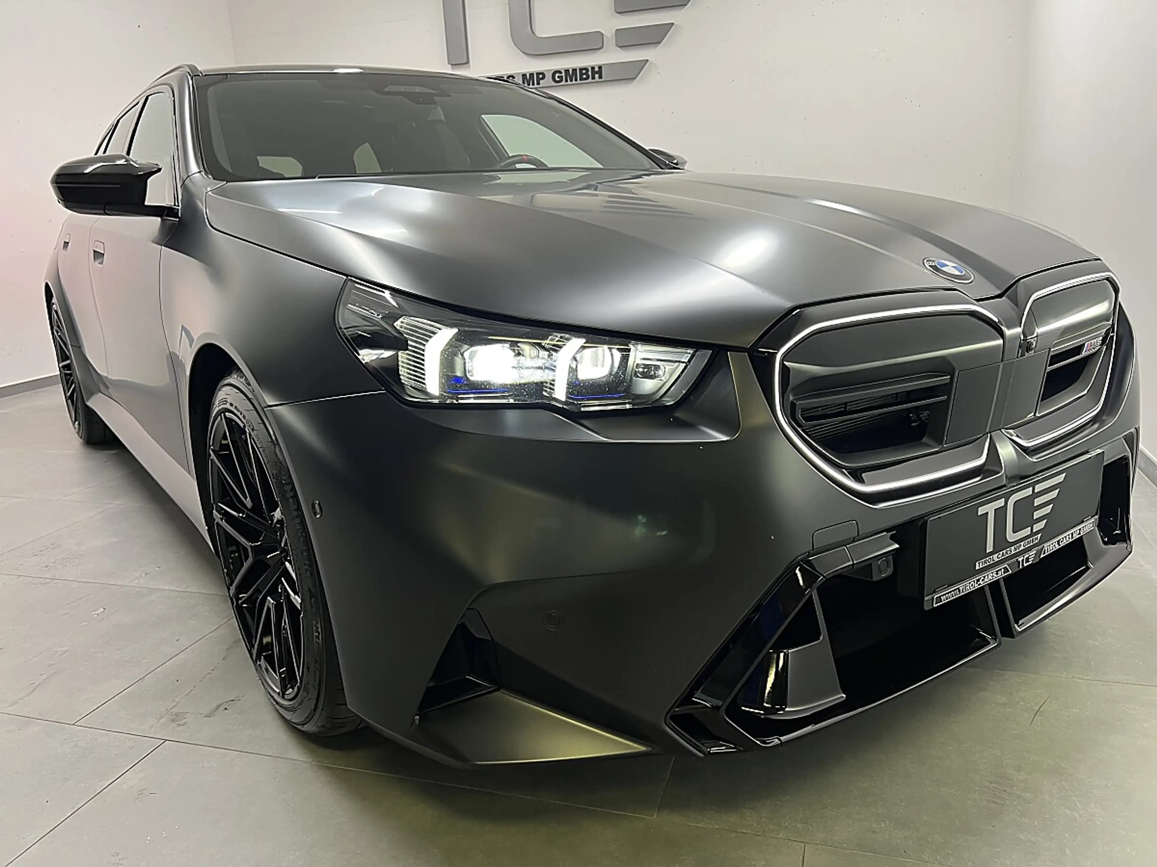 BMW M5 Touring, Ultimate Paket, AHK, Frozen, Keramik, ... — photo 3