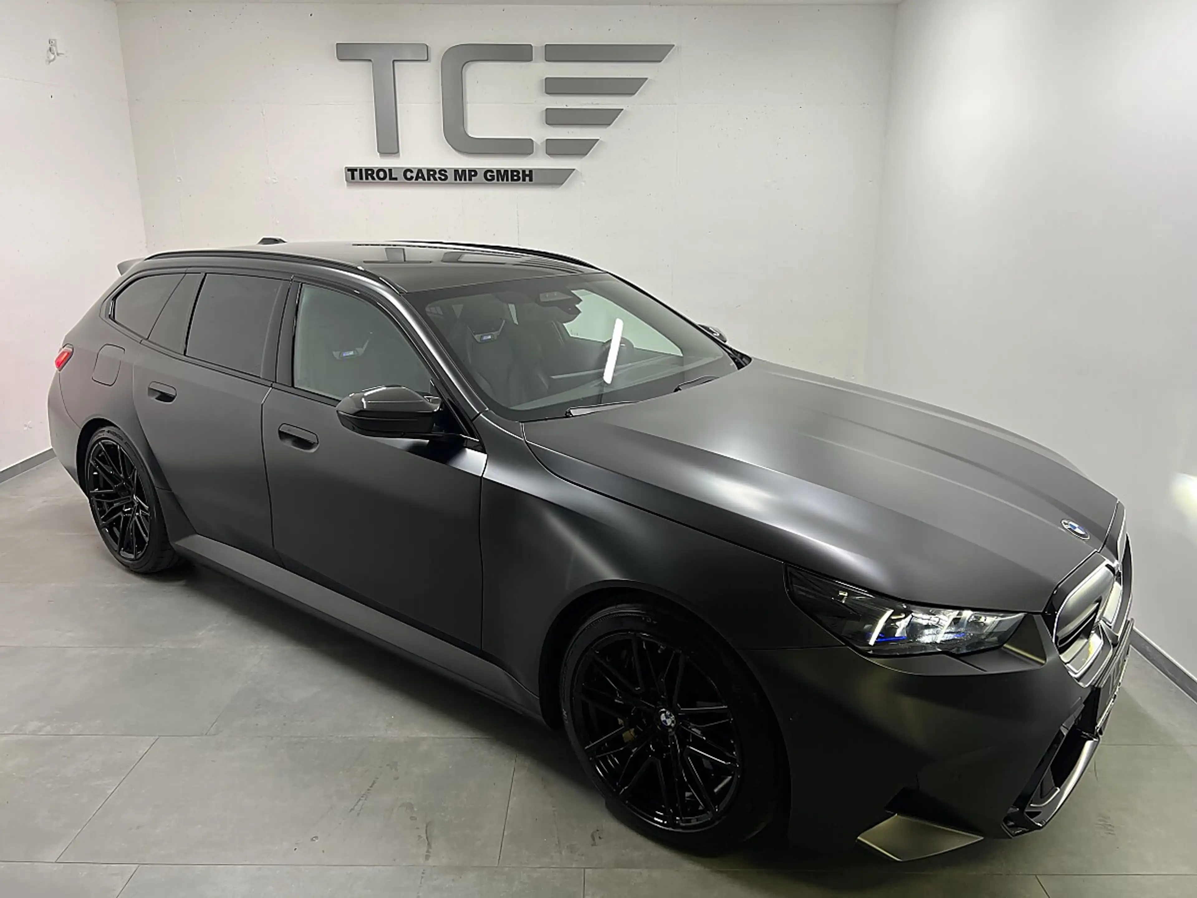 BMW M5 Touring, Ultimate Paket, AHK, Frozen, Keramik, ...