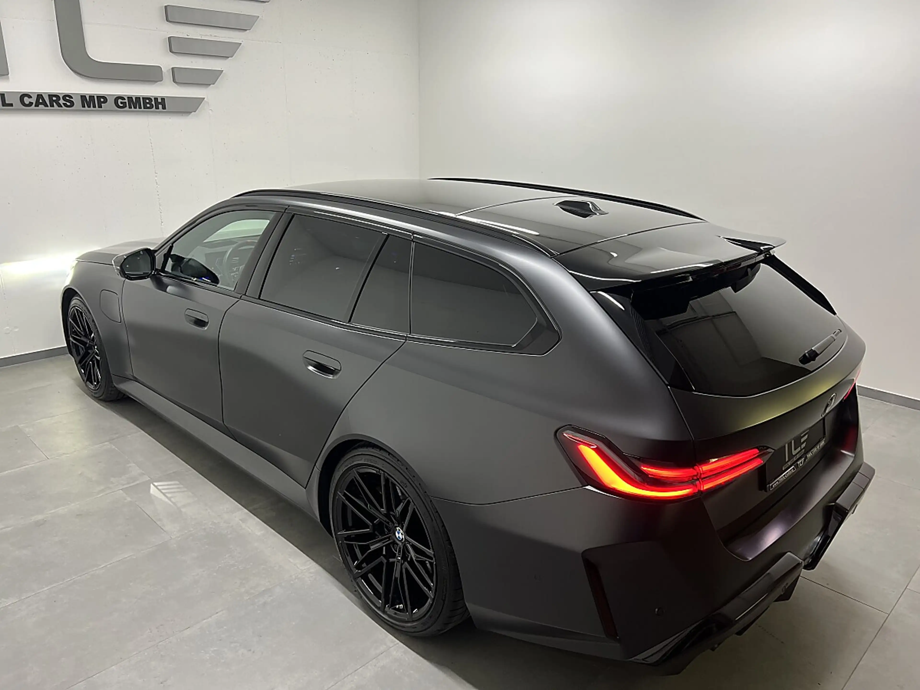 BMW M5 Touring, Ultimate Paket, AHK, Frozen, Keramik, ... — photo 6