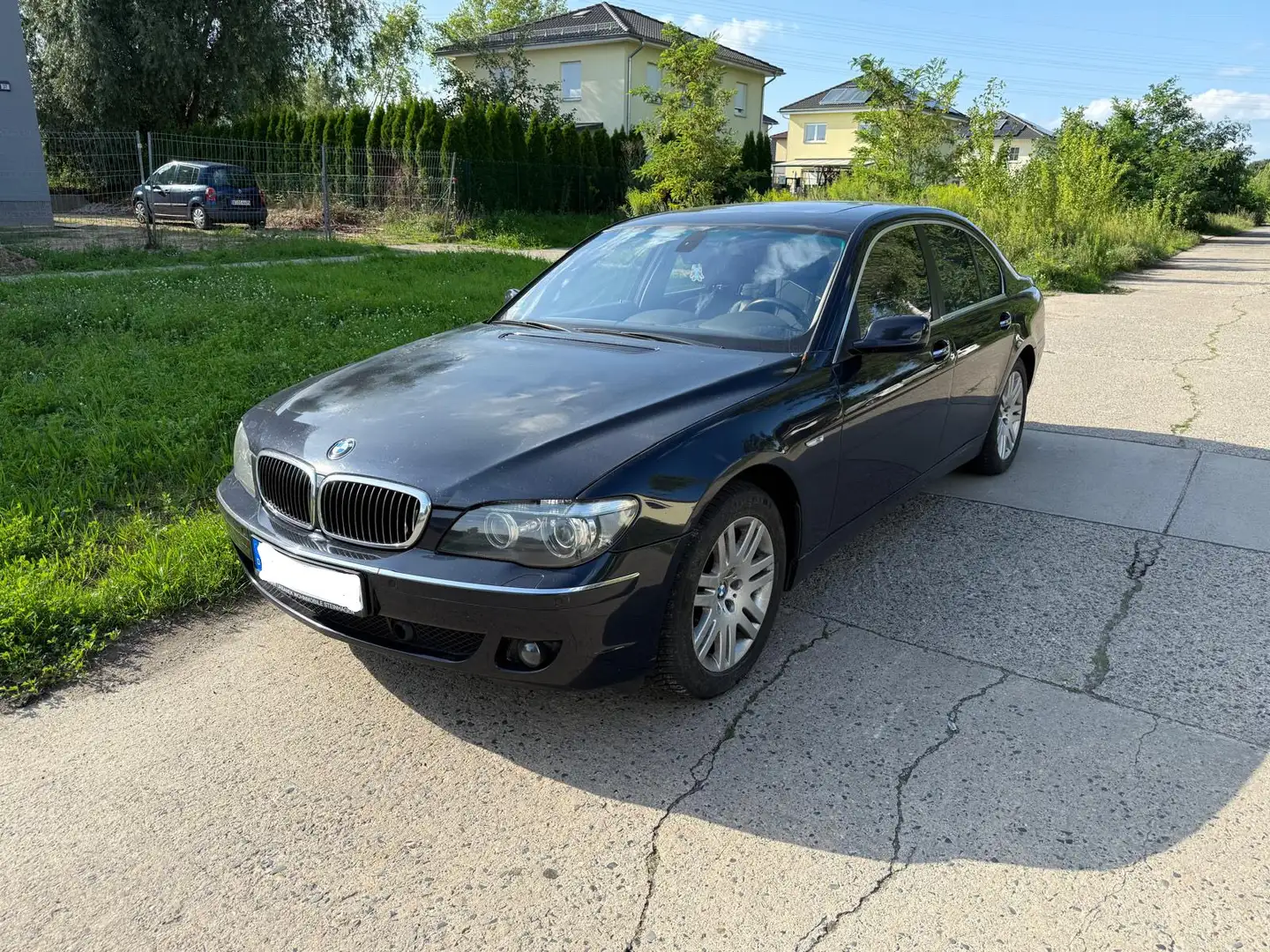 BMW 740 740i - 2
