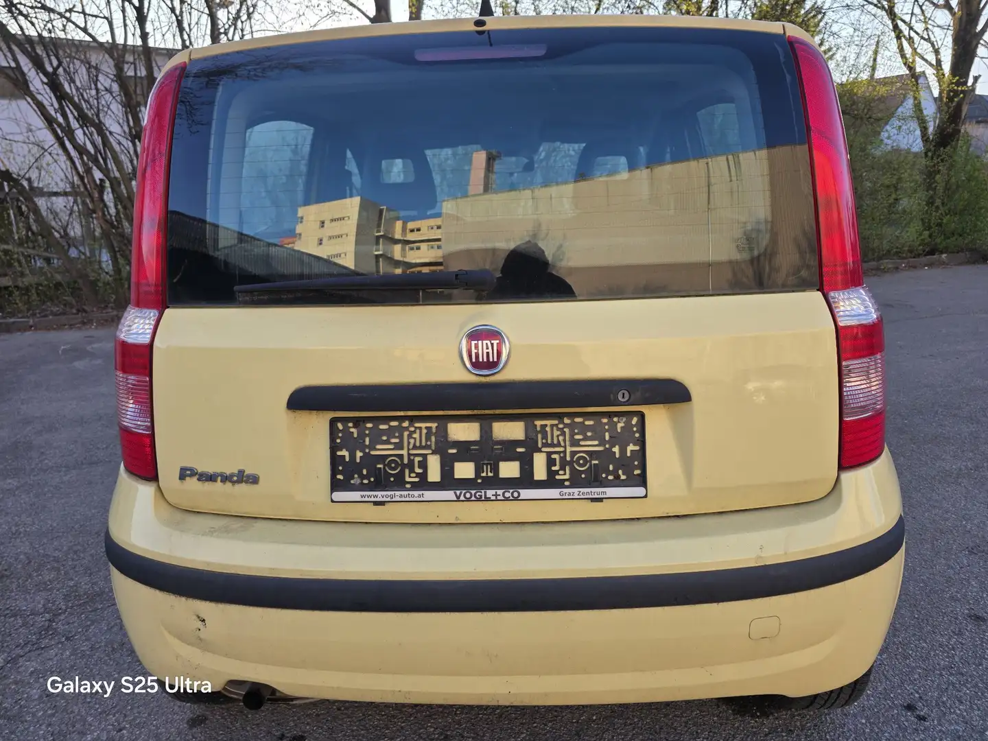 Fiat Panda 1.1 Active Gelb - 2