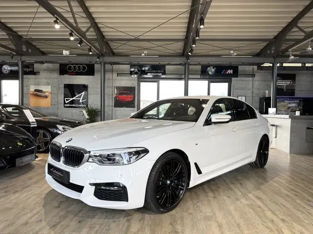 BMW 530 i M Sport*KAMERA*HEADUP*LED*NAVI*