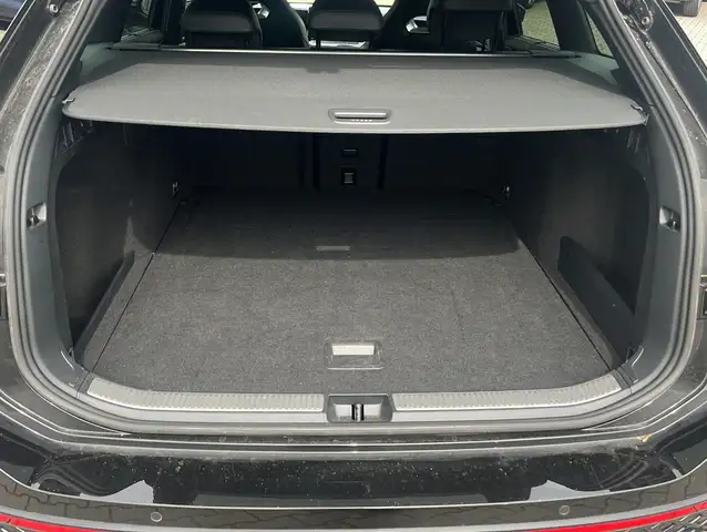 Volkswagen Passat view 12