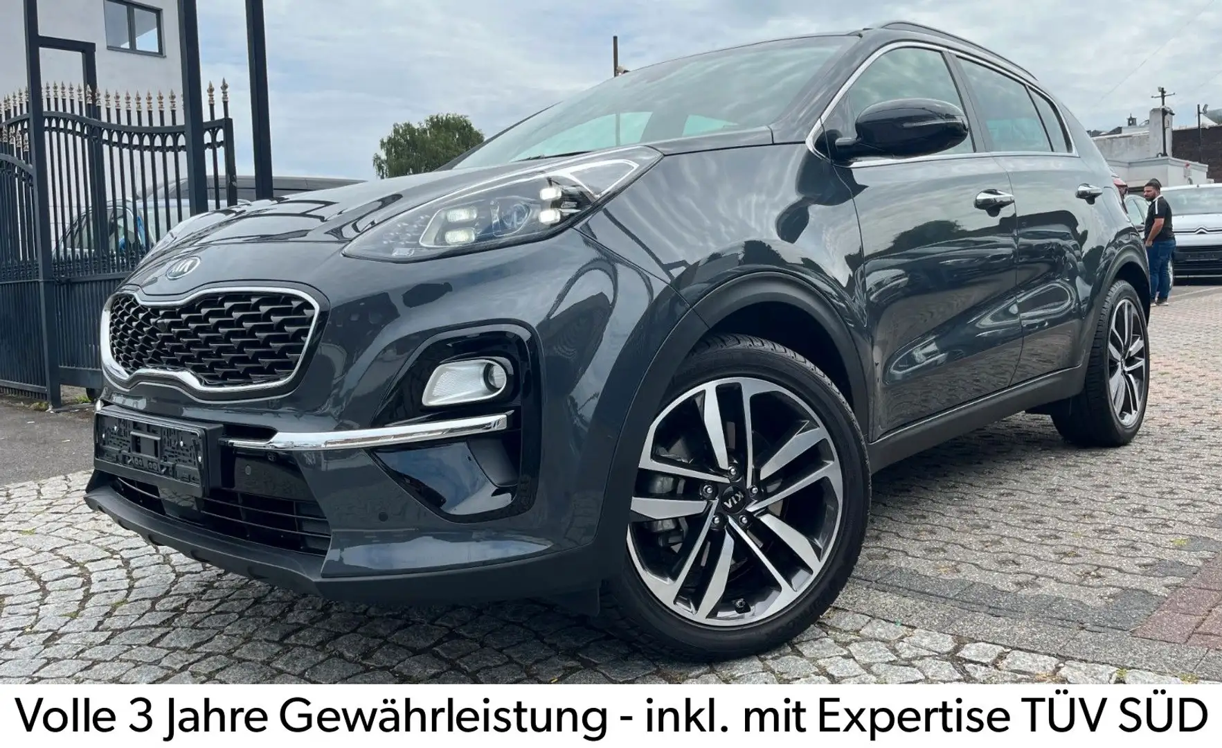 Kia Sportage SPORTAGE *SPIRIT*NAVI-AUTOMA-LEDER-KAMERA-AHK-NR Grau - 1