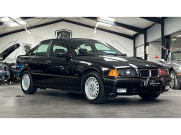 SERIE 318i iS BERLINE E36 / 1ERE MAIN / HISTORIQUE