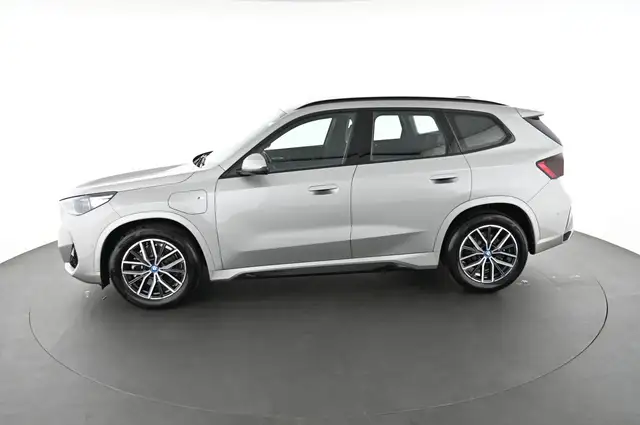 BMW X1 view 5