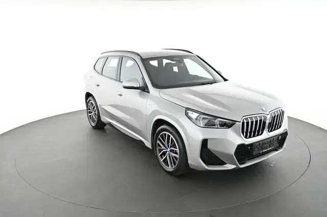 BMW X1 view 10