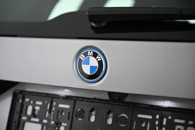 BMW X1 view 13