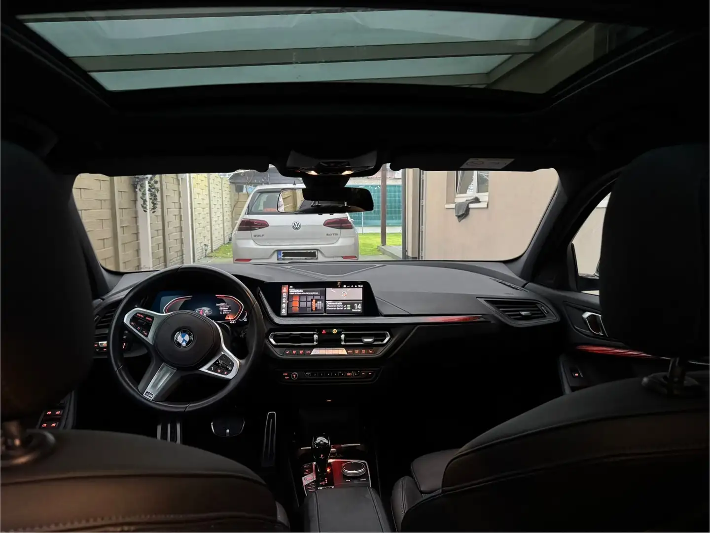 BMW 118 118i Aut. M Sport Grijs - 1
