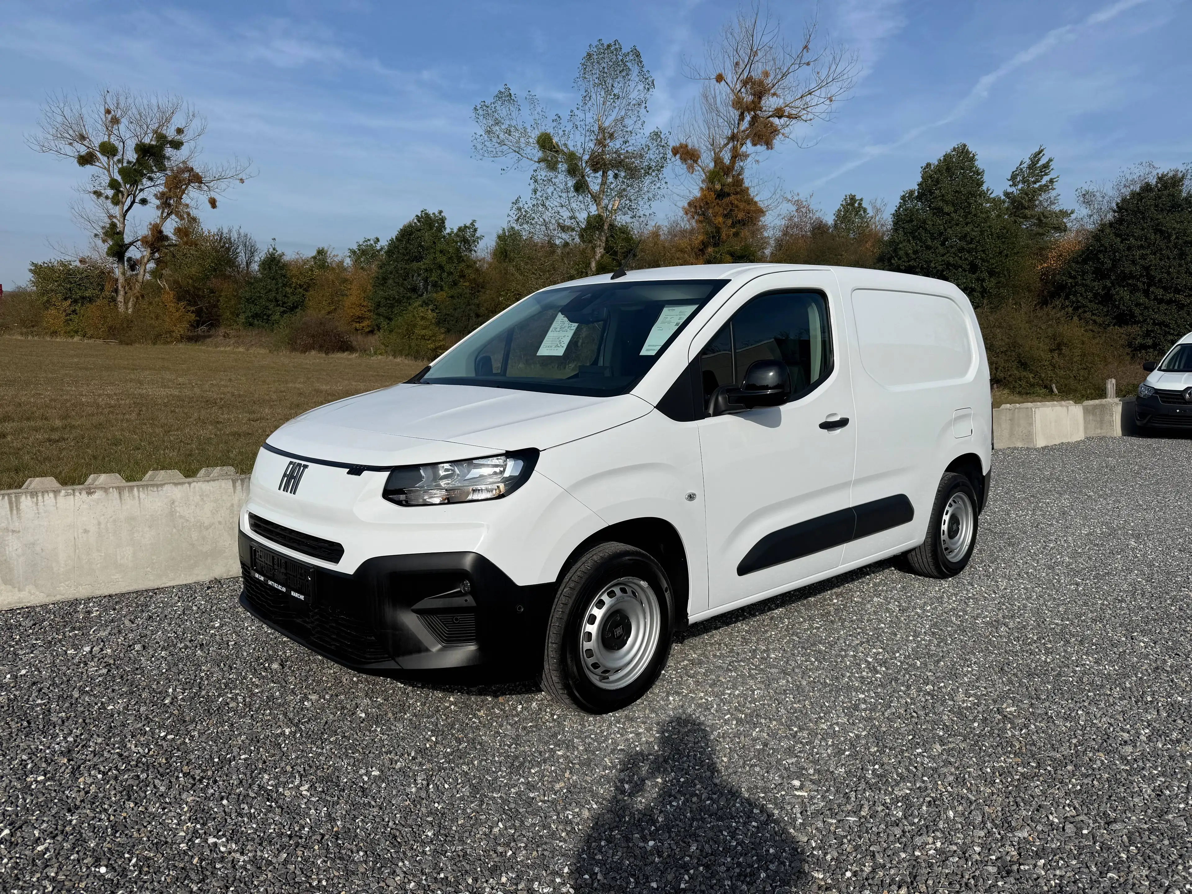 Peugeot Partner 102CH **Full 3Places Caméra Carplay Gps 14.250eHTVA** — photo 2