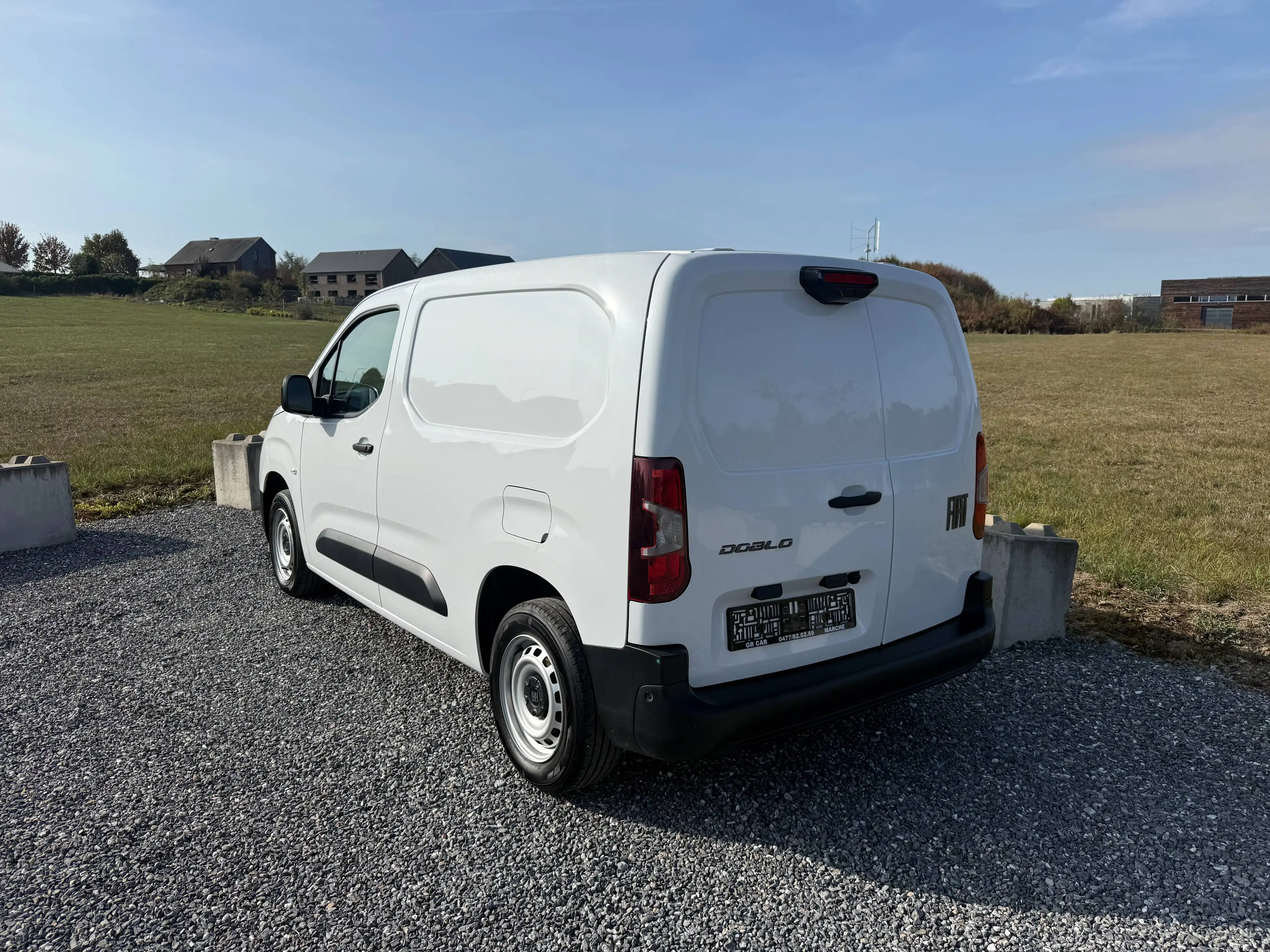 Peugeot Partner 102CH **Full 3Places Caméra Carplay Gps 14.250eHTVA** — photo 4