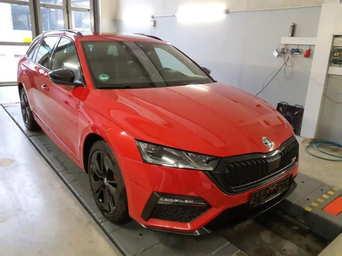 Skoda Octavia Combi 1.4 iV RS MATRIX STDHZ CANTON LM18 Rot - 2