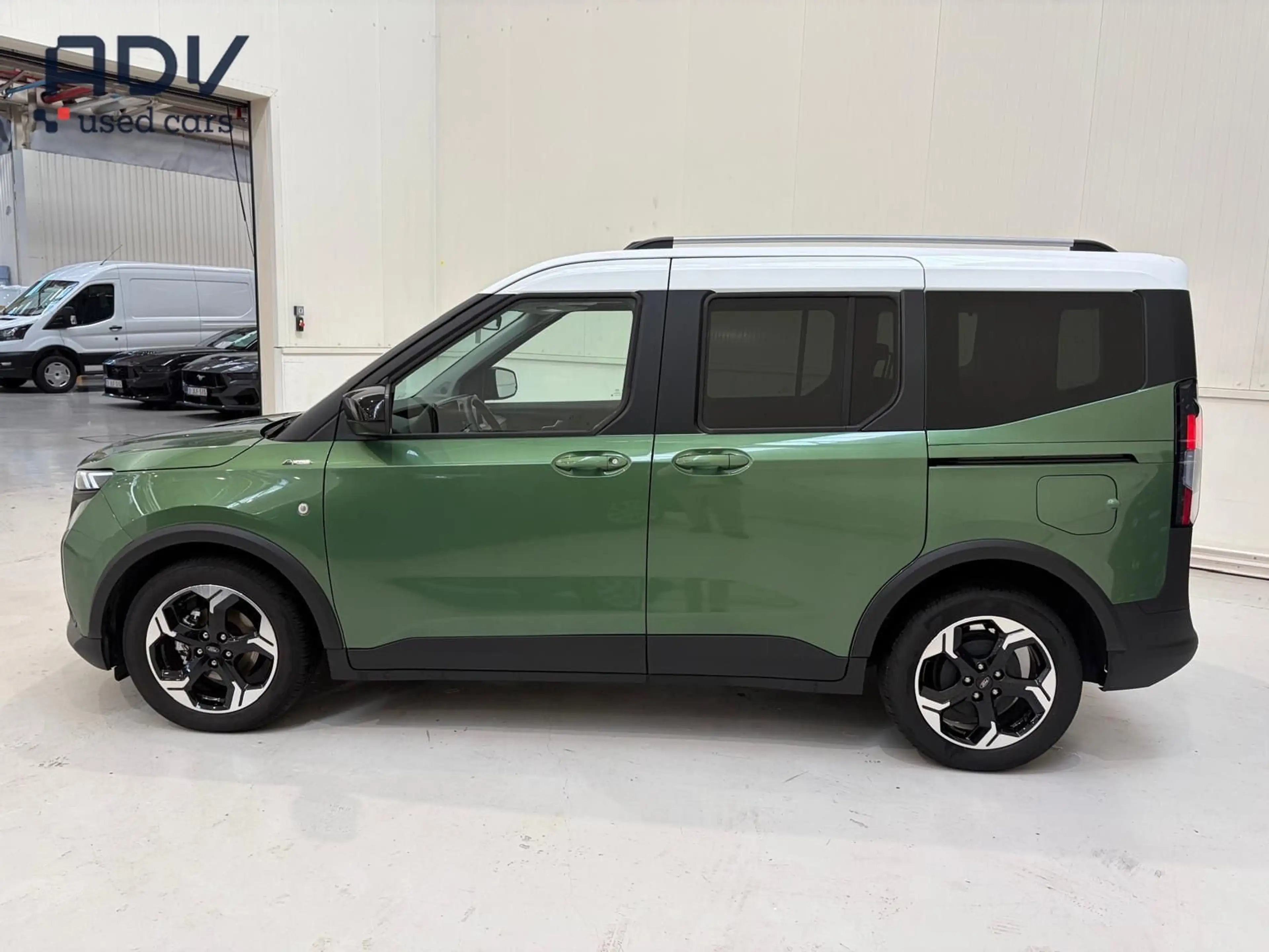 Ford Tourneo Courier Active uitvoering - Carplay/Android Auto - Winter Pack - slechts 13.000 km !! — photo 2