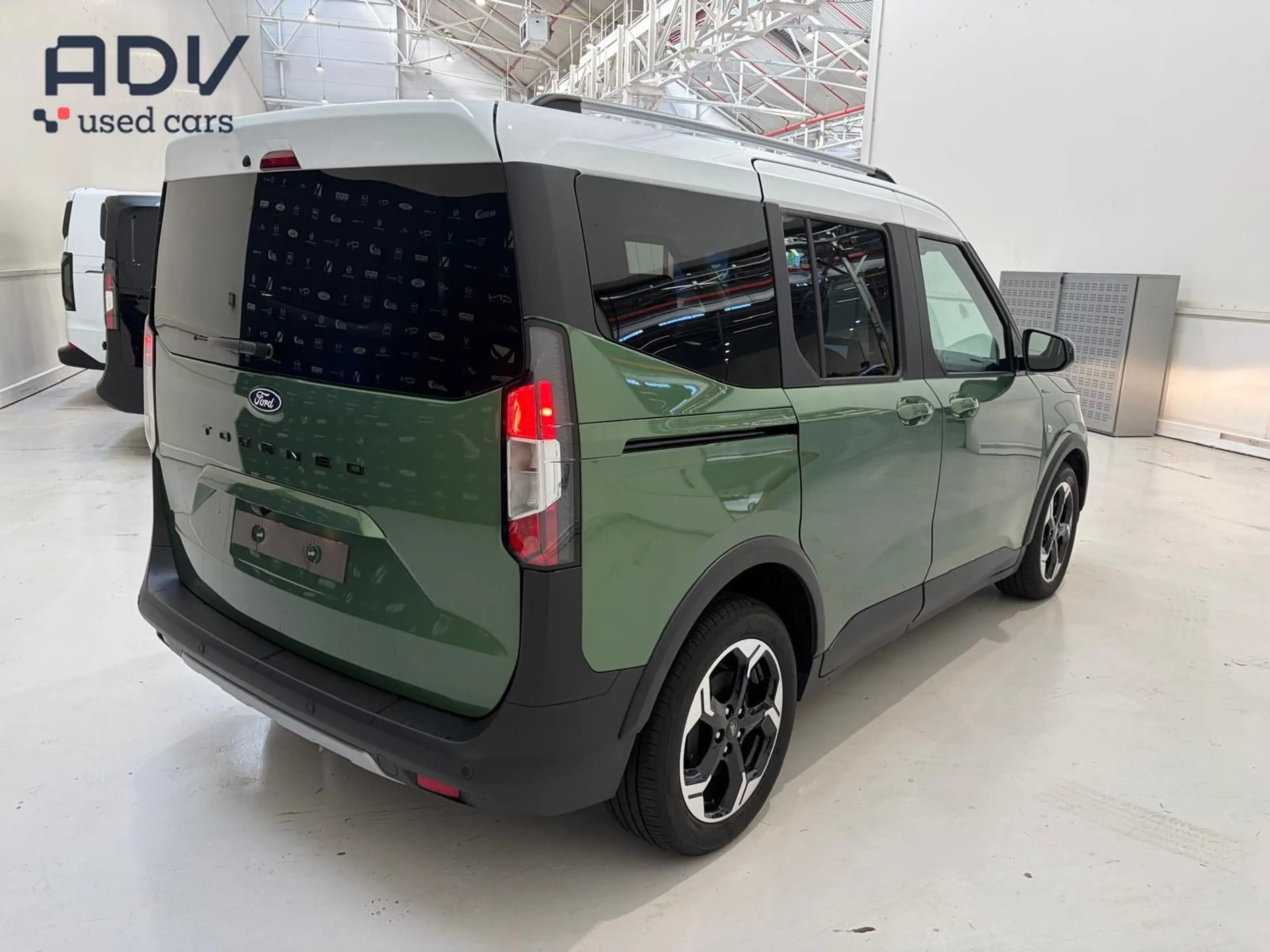 Ford Tourneo Courier Active uitvoering - Carplay/Android Auto - Winter Pack - slechts 13.000 km !! — photo 7