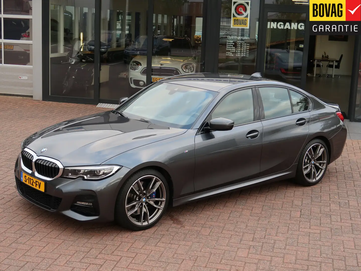 BMW 330 3-serie 330i High Executive M-Sport Grijs - 2
