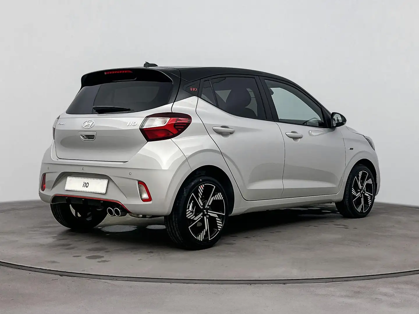 Hyundai i10 1.0 T-GDI N Line 5-zits | Incl. €1500,- Wegrijbonu Grijs - 2