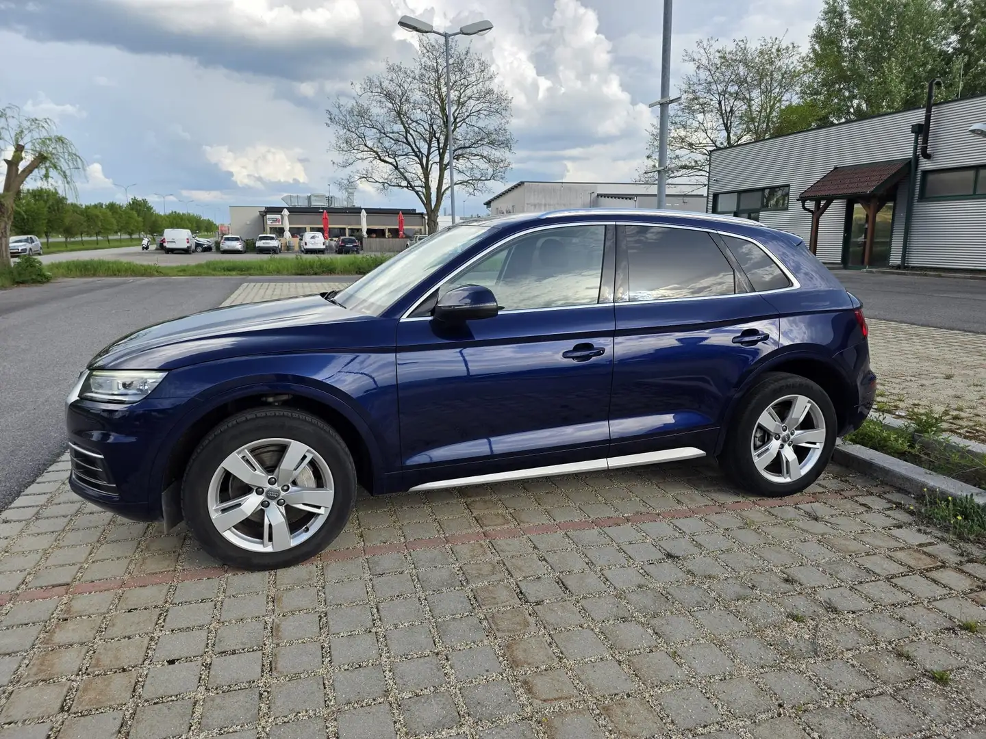 Audi Q5 Q5 2,0 TDI quattro sport S-tronic sport Blau - 2