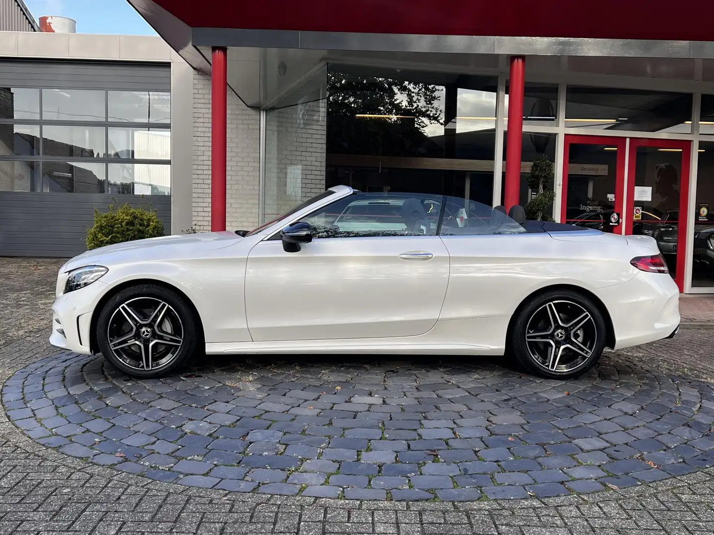 Mercedes-Benz C 180 Cabrio Premium Pack | AMG Line | Burmester | Sfeer Weiß - 2