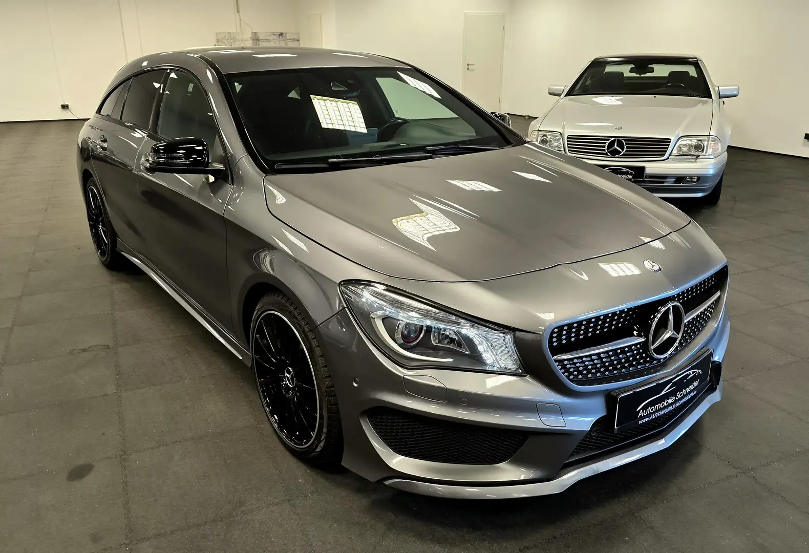 Mercedes-Benz CLA 200 CLA 200 CDI AMG-LINE AUTOMATIK KLIMA NAVI KAMERA Grau - 2