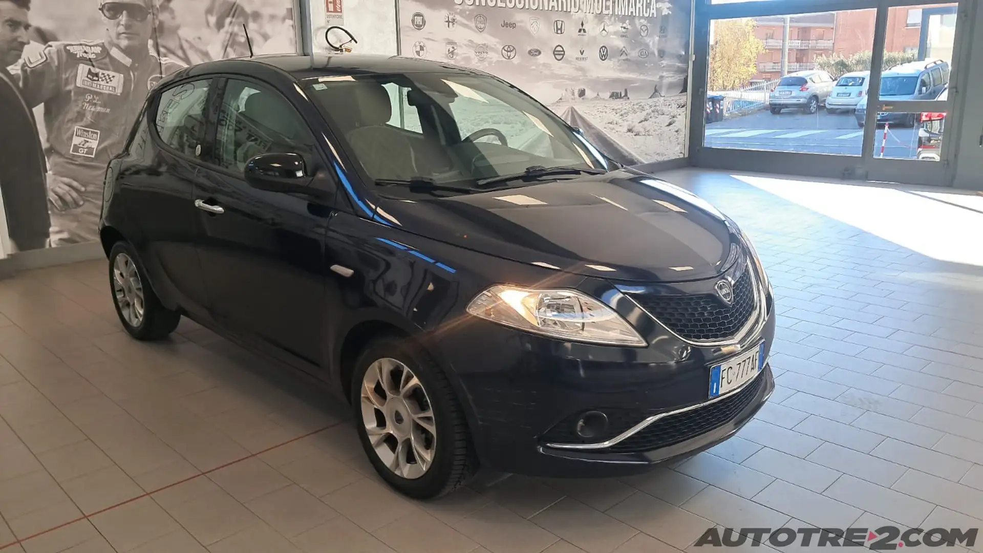Lancia Ypsilon Ypsilon 1.3 MJT 16V 95 CV 5 porte S&S OPENING EDI Blu/Azzurro - 1
