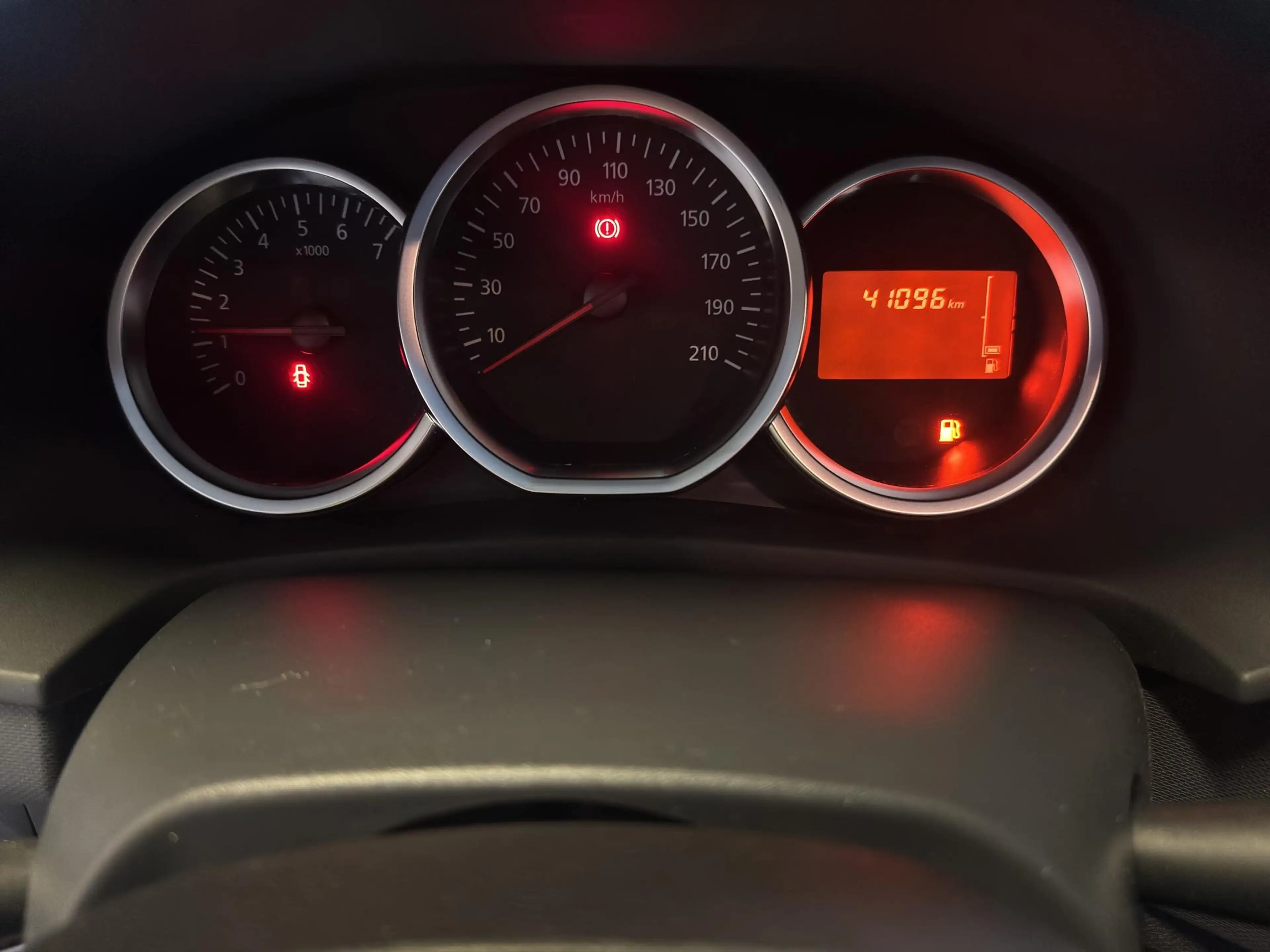 Dacia Sandero II Techroad TCe 90 — photo 10