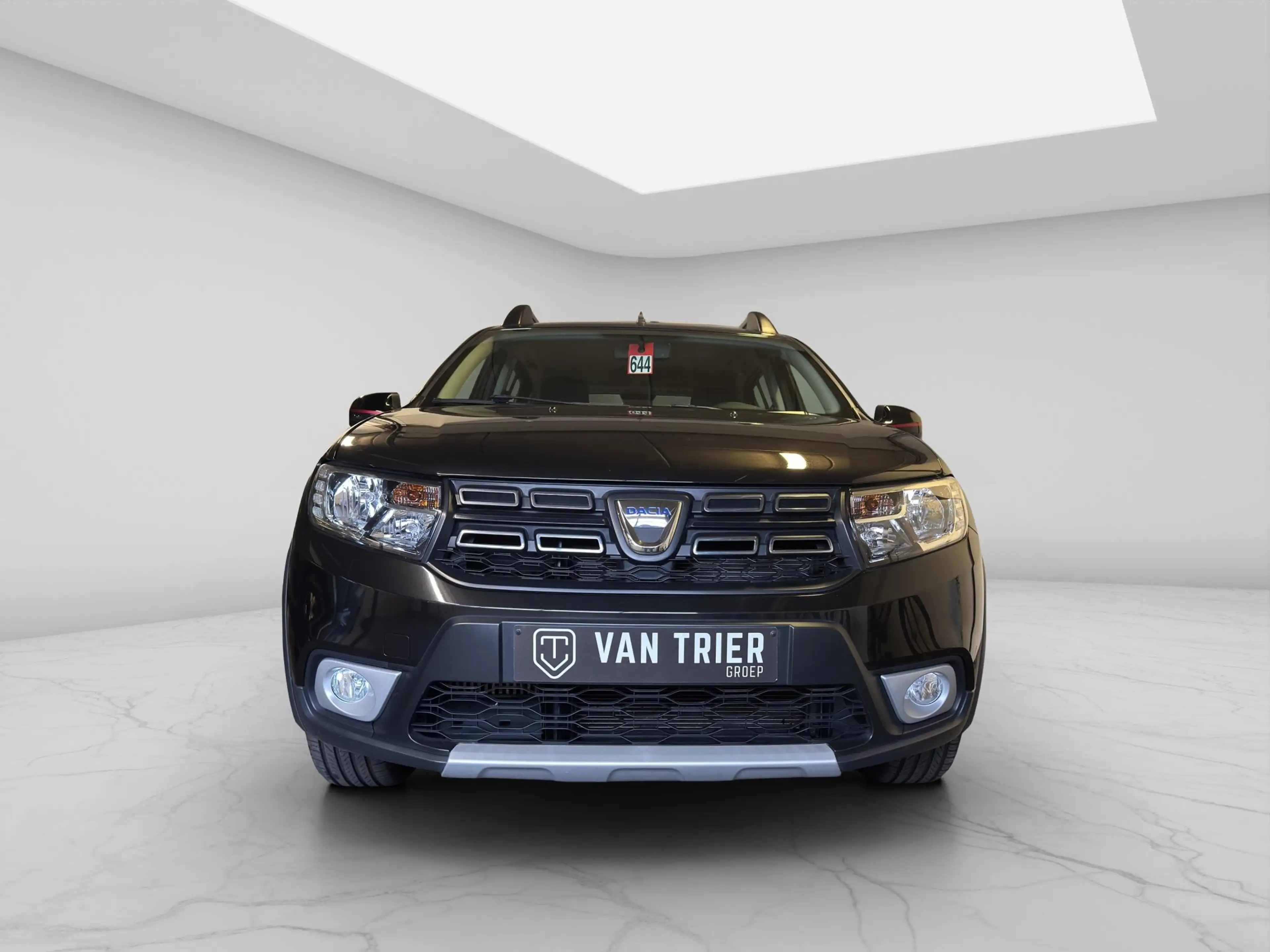 Dacia Sandero II Techroad TCe 90 — photo 2