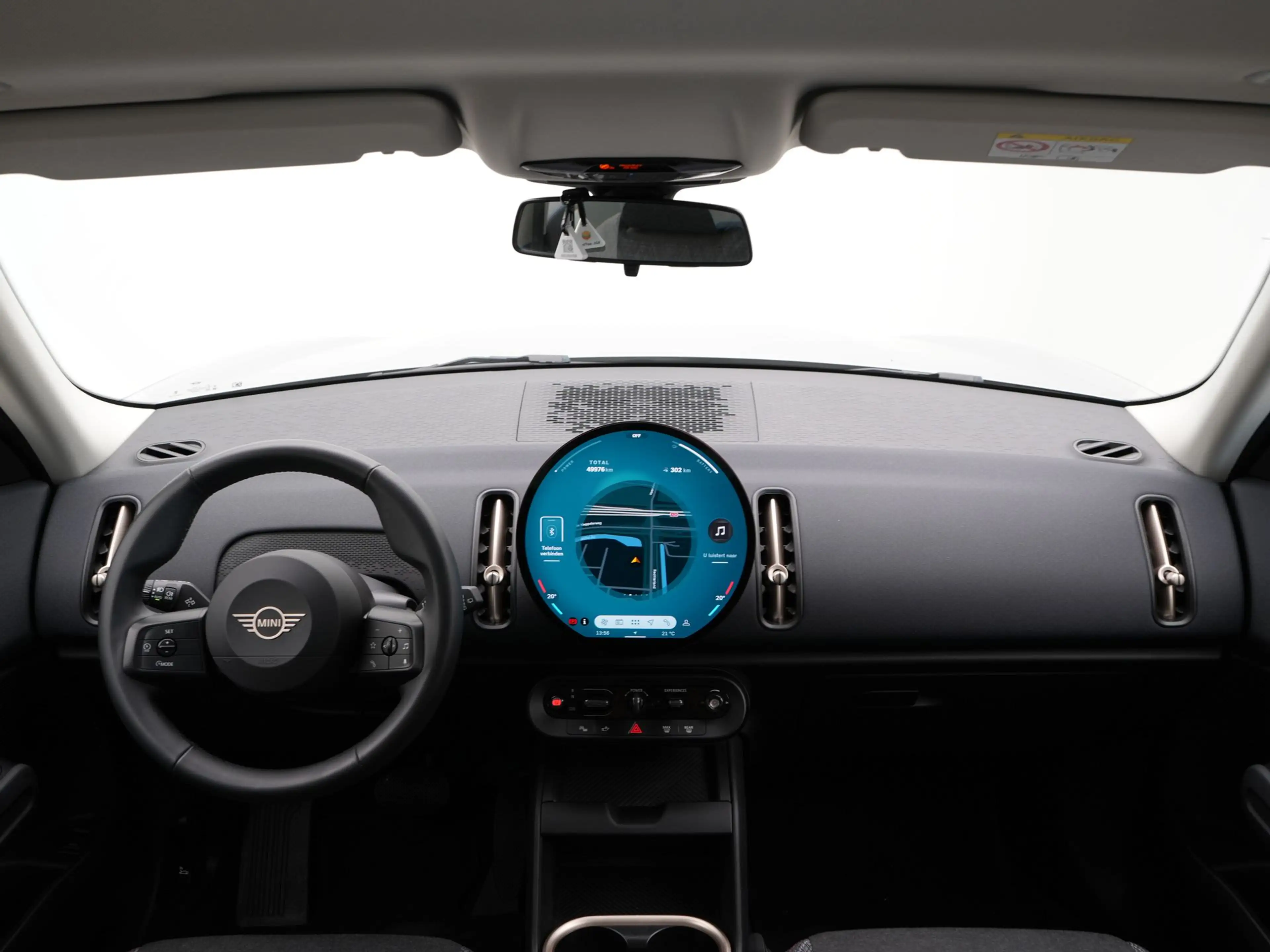 MINI Countryman E Essential — photo 12